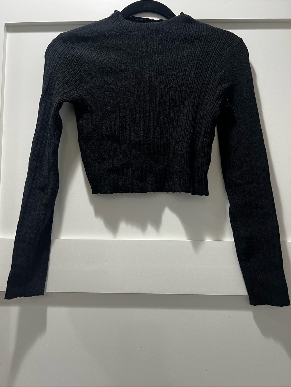 Zara Black Ribbed Long-Sleeve Crop Top